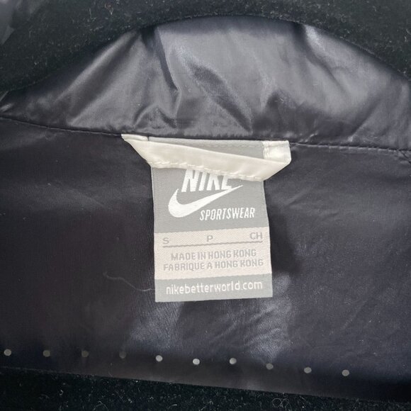 Nike Sportswear Windrunner Jacket Reflective Silver/Black S Lightweight Nylon - Picture 3 of 8